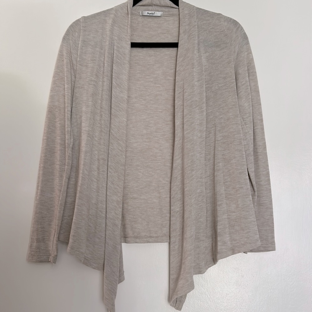 Cream Cardigan Size: S